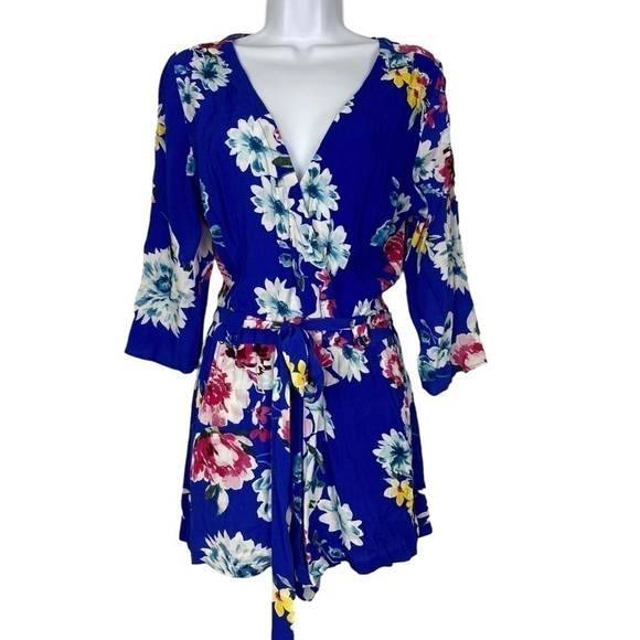 Yumi Kim Pants - Yumi Kim Blue Floral Romper size 4